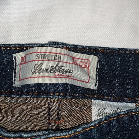 Gently Loved Misses Levis Signature Boot Cut Jeans - Picture 4 of 8